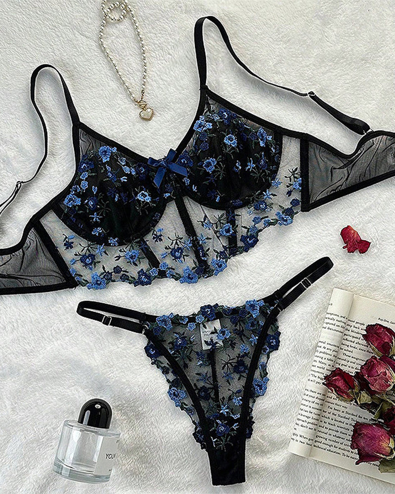 Floral Embroidered 2 Piece Corset Lingeries Women Boudoir